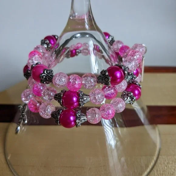 Pink and silver beaded memory wire bracelet - Picture 4 of 4